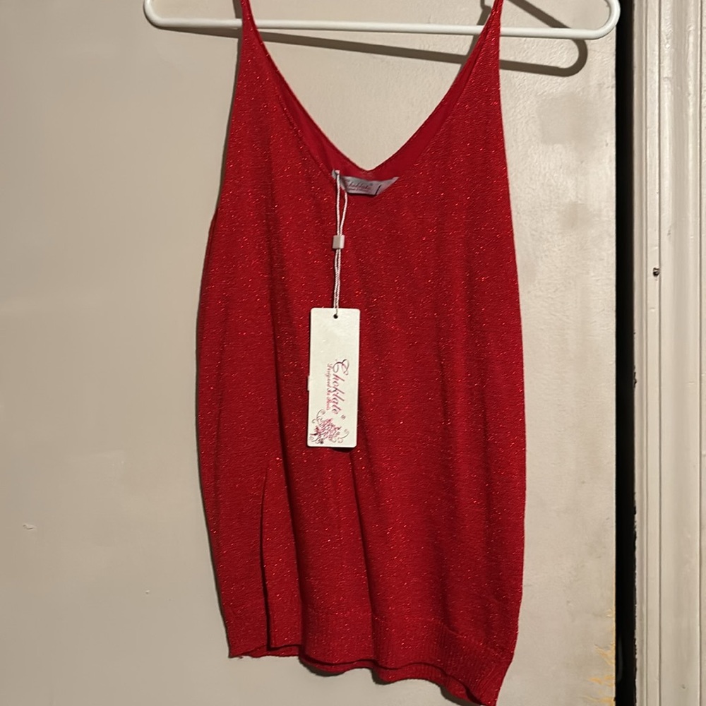 Red shimmery tank NWT